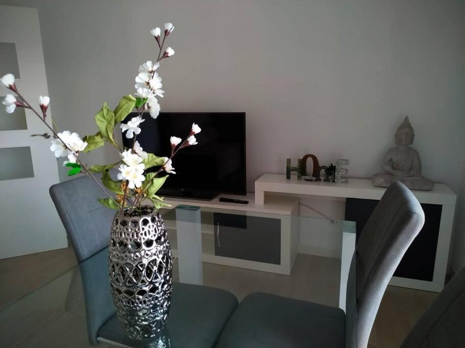Apartamento Medina Cerca De La Ribera กอร์โดบา ภายนอก รูปภาพ